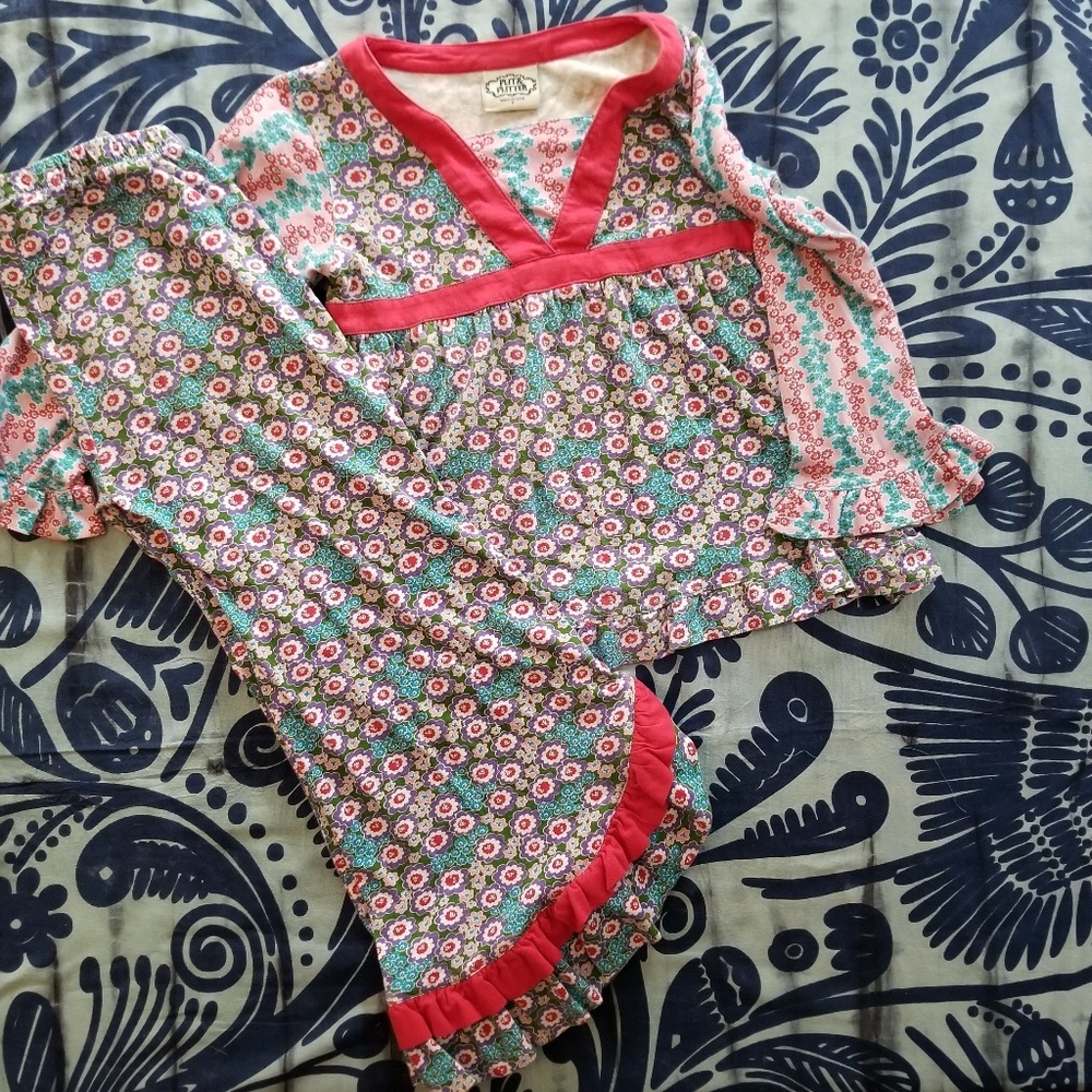 Flit &Flitter multi colored outfit